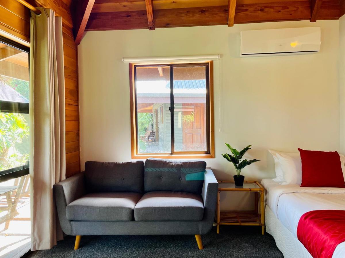 Pacific Harbour Motel 4*