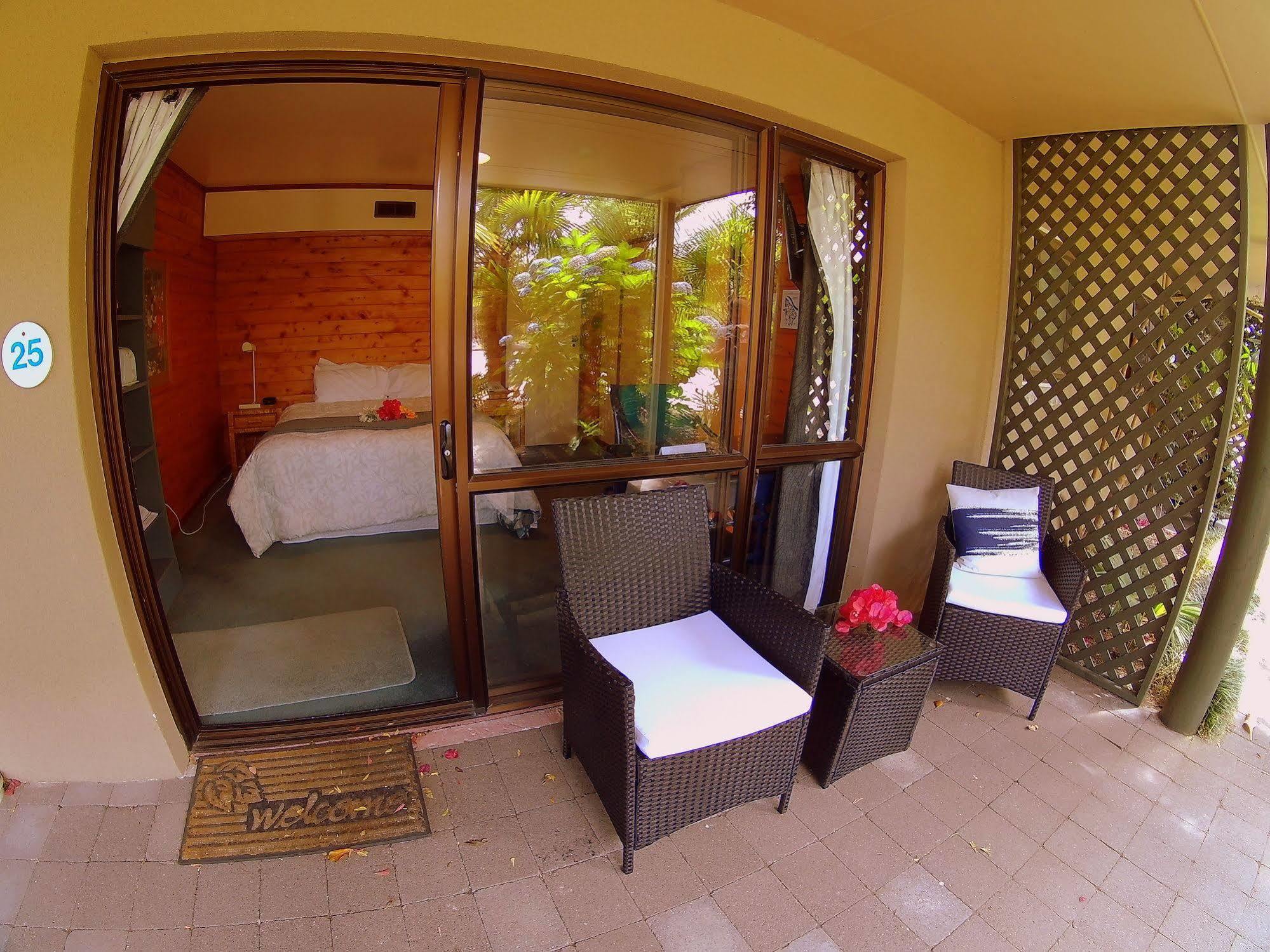 Motel Pacific Harbour 4*